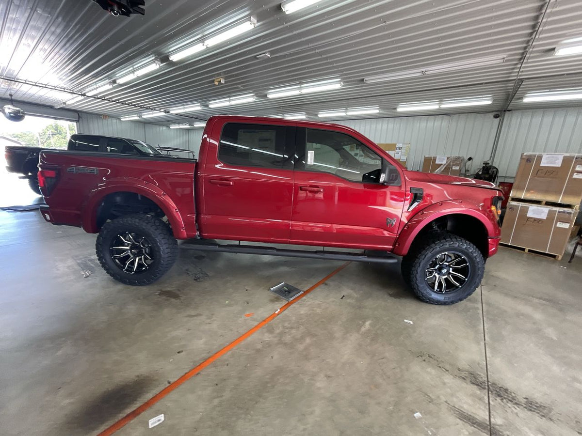 Vehicle Image 8