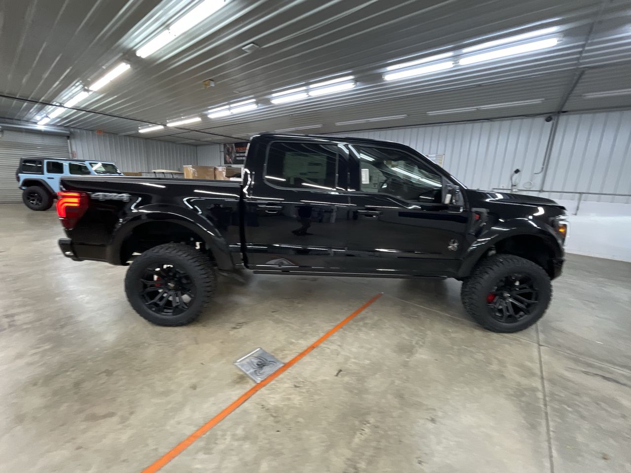 Vehicle Image 9