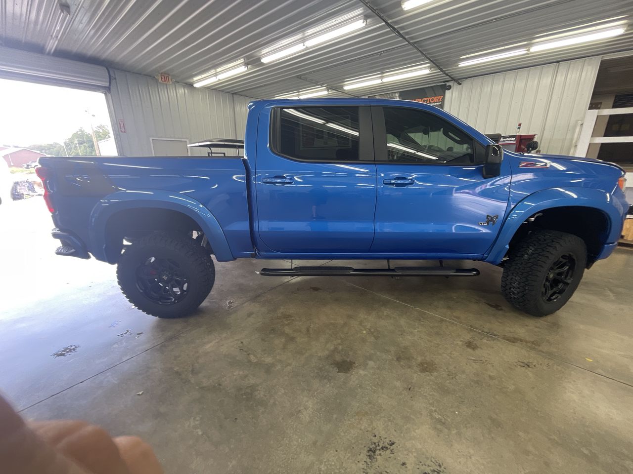 Vehicle Image 8