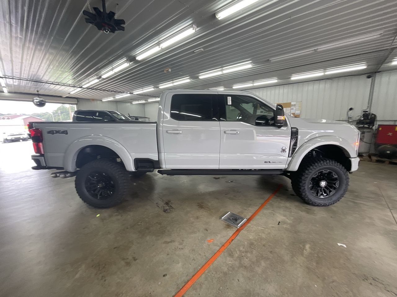 Vehicle Image 8