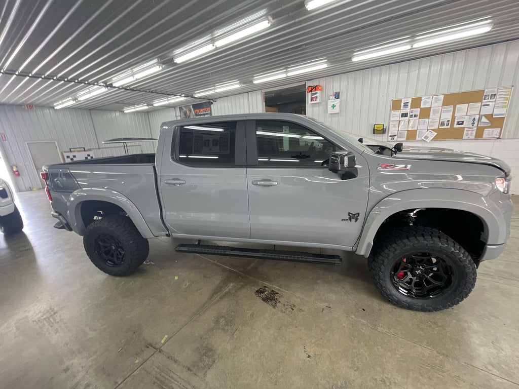 Vehicle Image 8