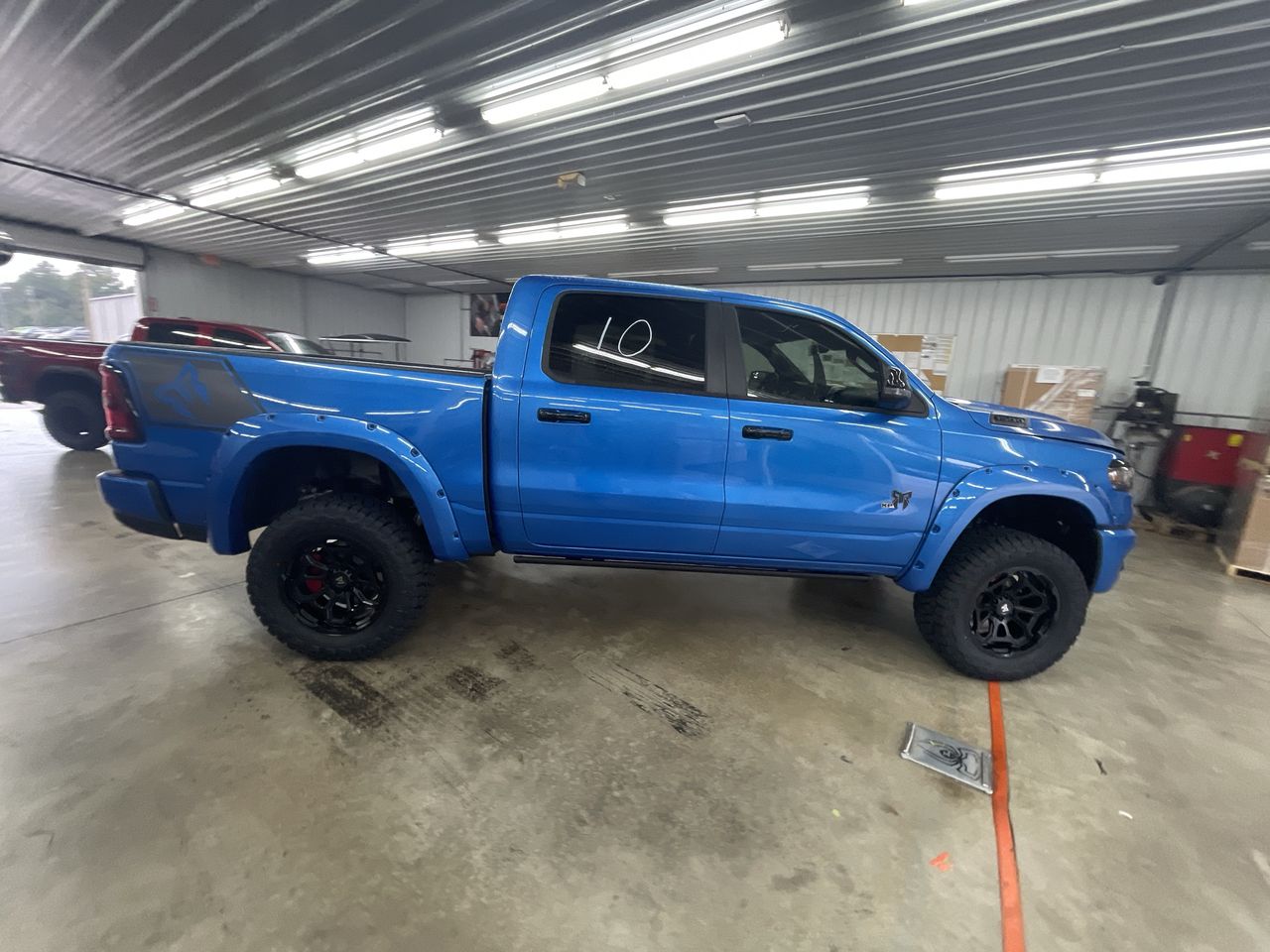Vehicle Image 8