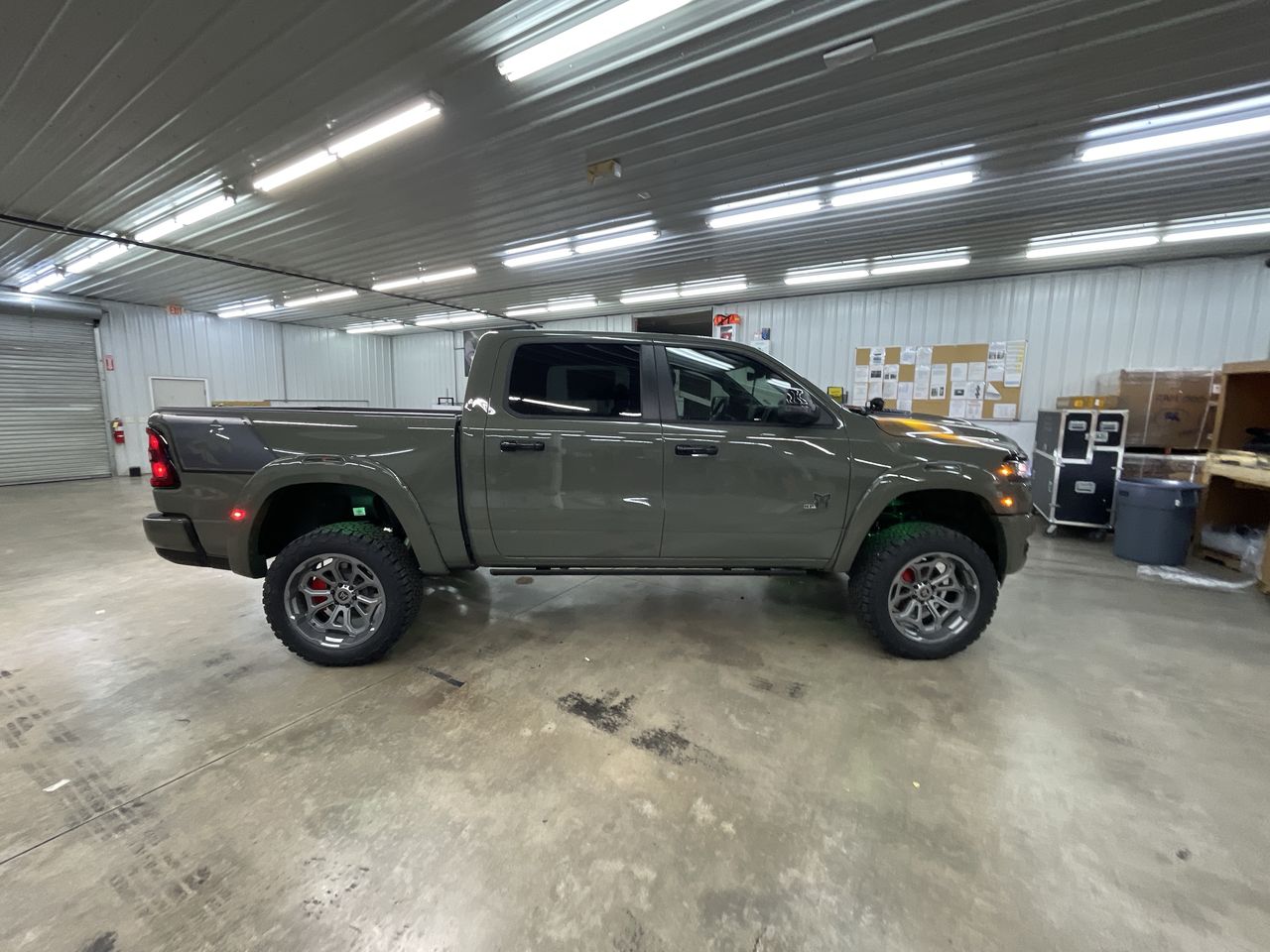 Vehicle Image 9