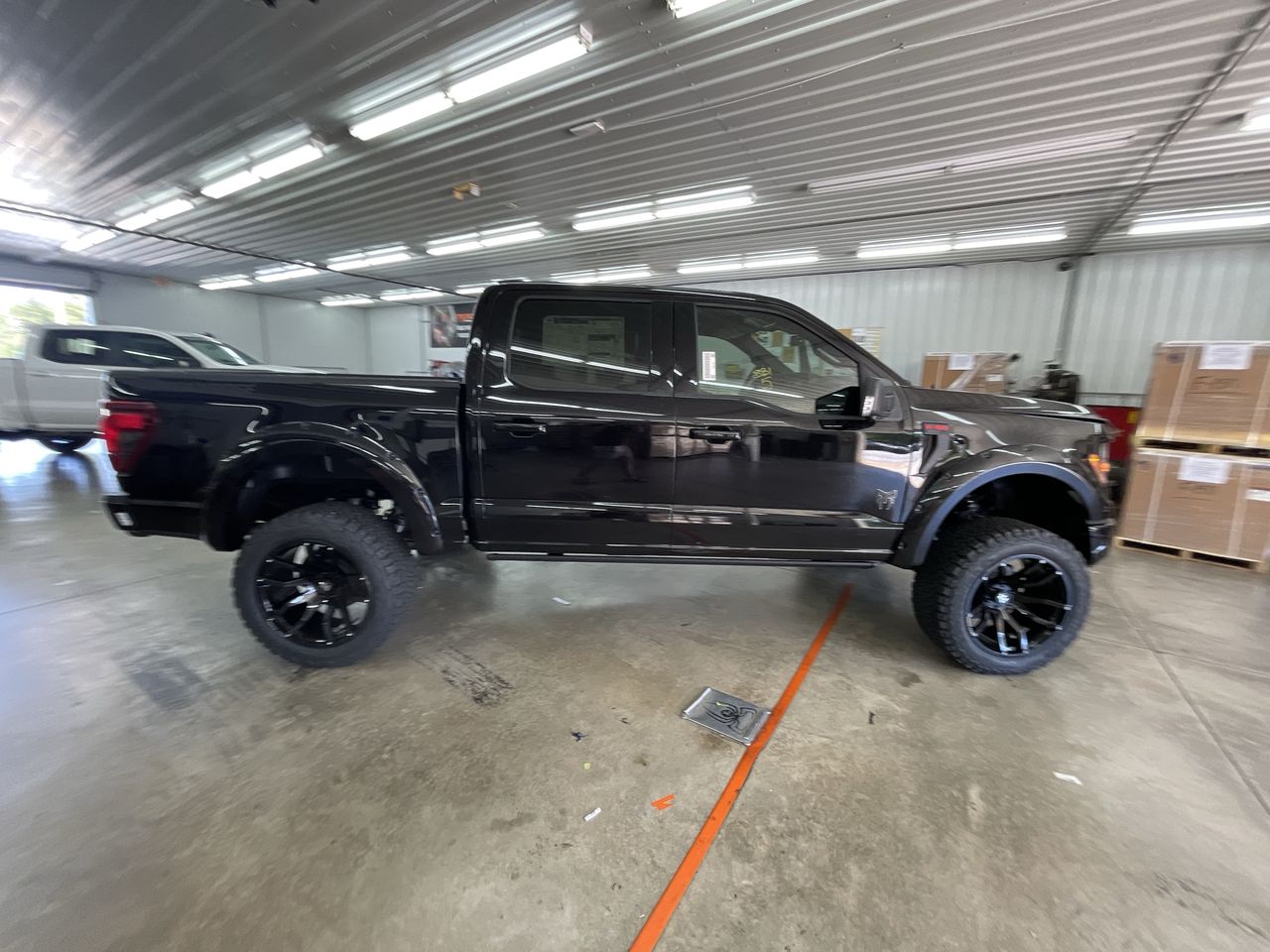 Vehicle Image 8