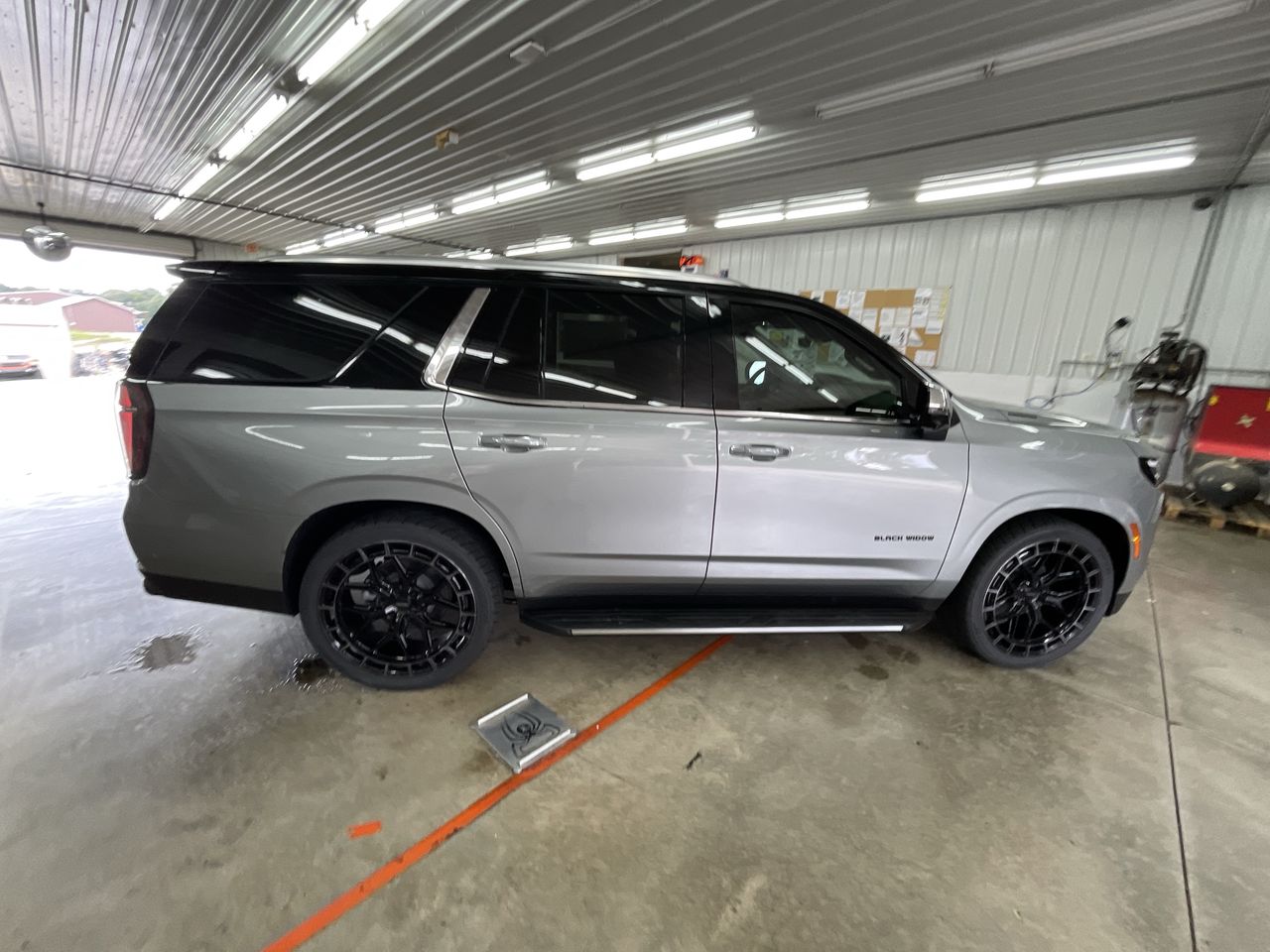 Vehicle Image 9