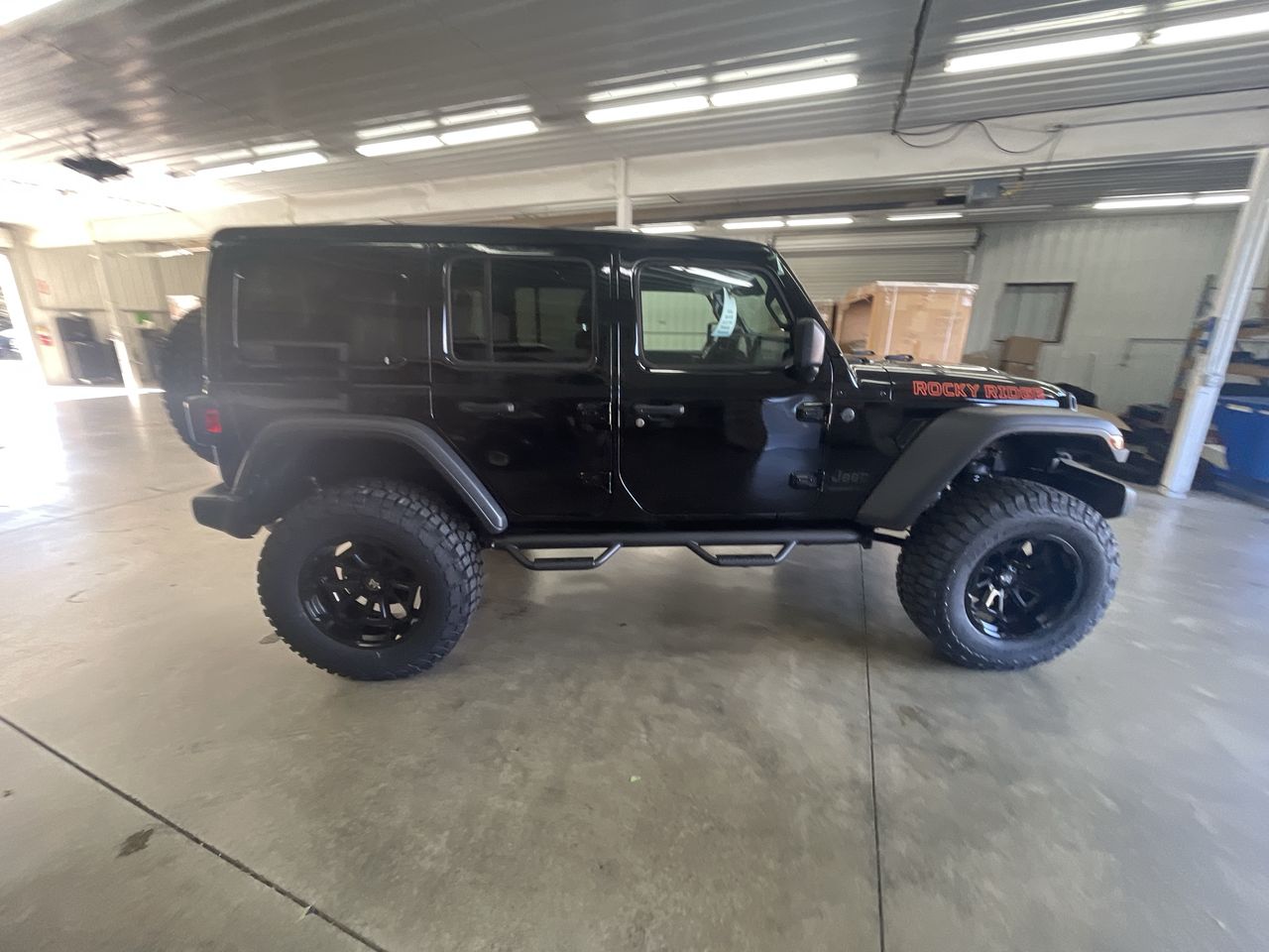 Vehicle Image 9