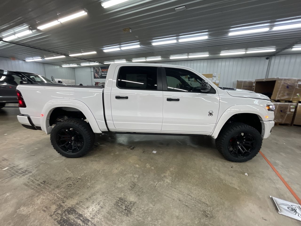 Vehicle Image 9