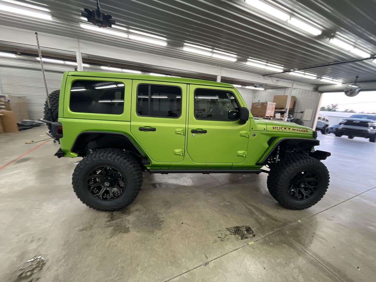 Vehicle Image 9