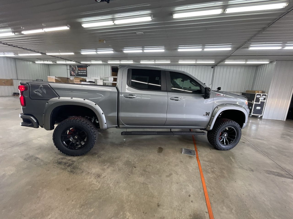 Vehicle Image 9