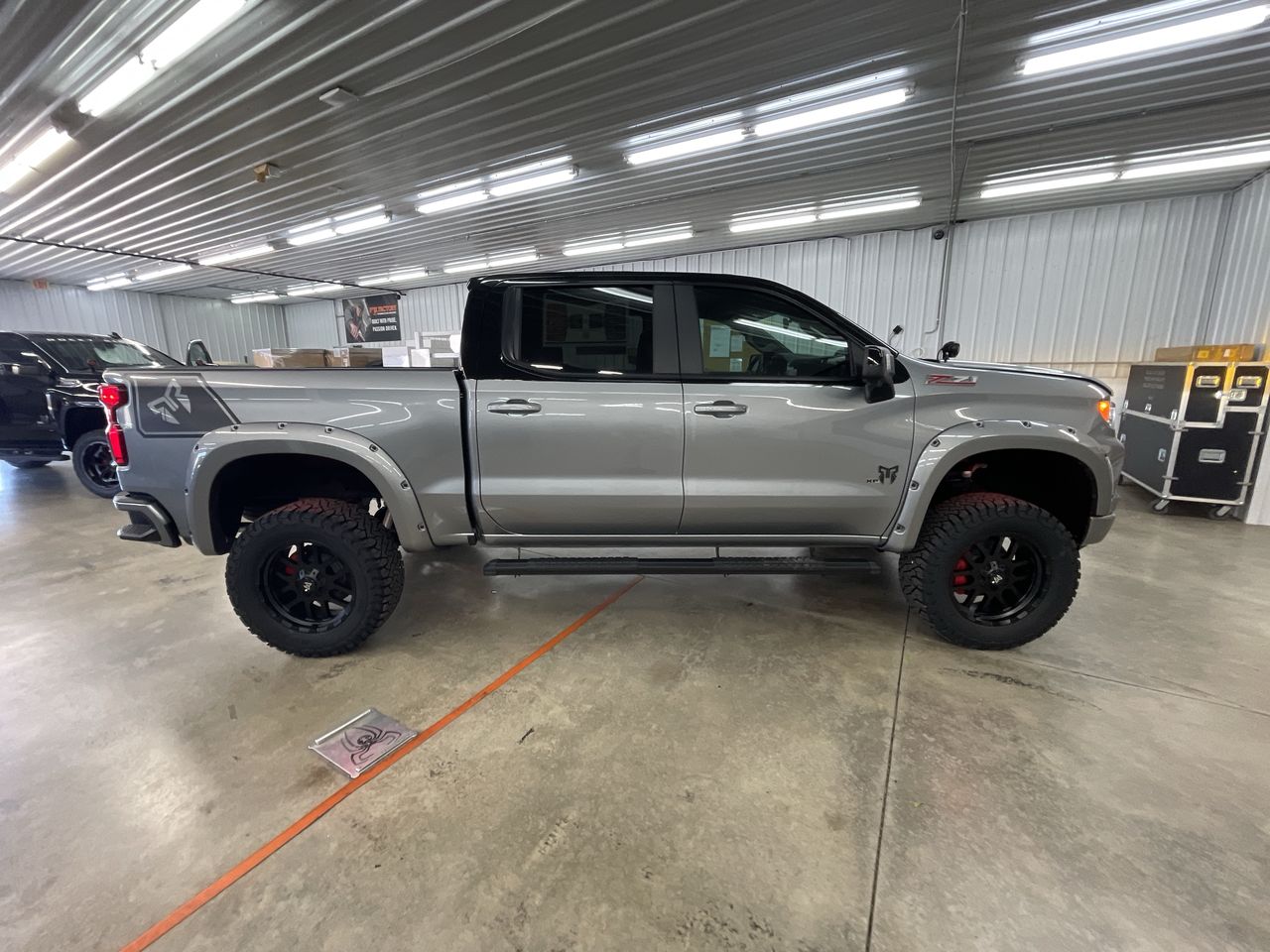 Vehicle Image 9