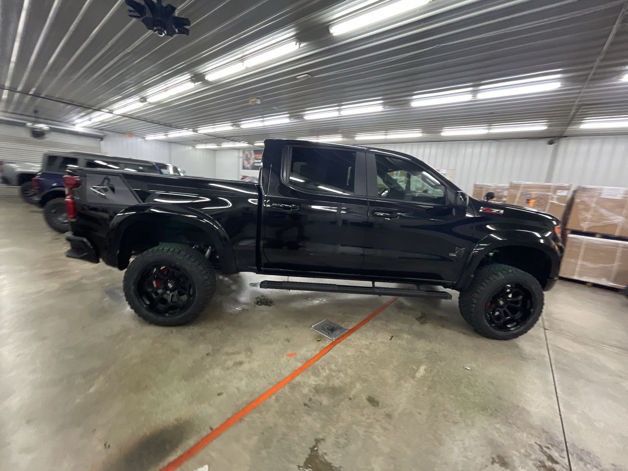 Vehicle Image 9
