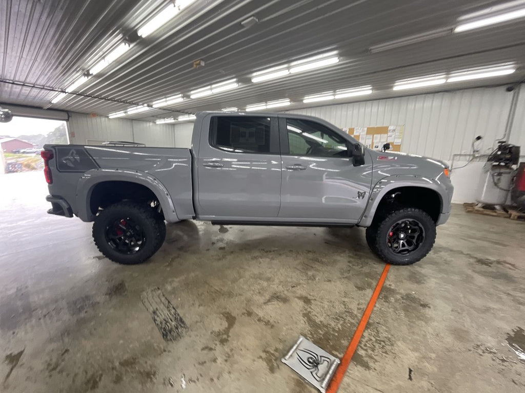 Vehicle Image 8
