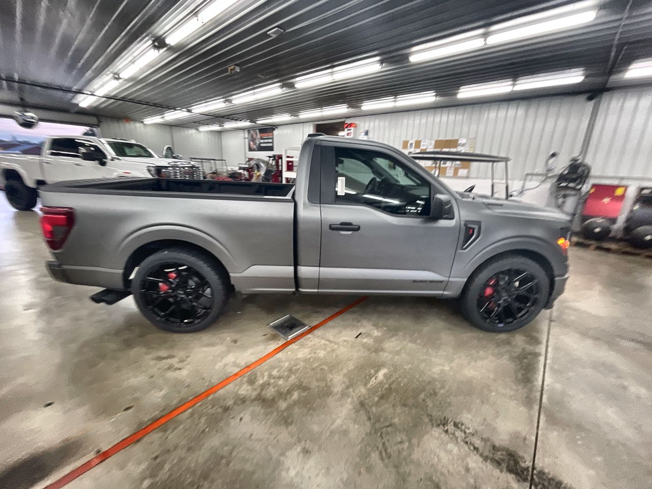 Vehicle Image 9
