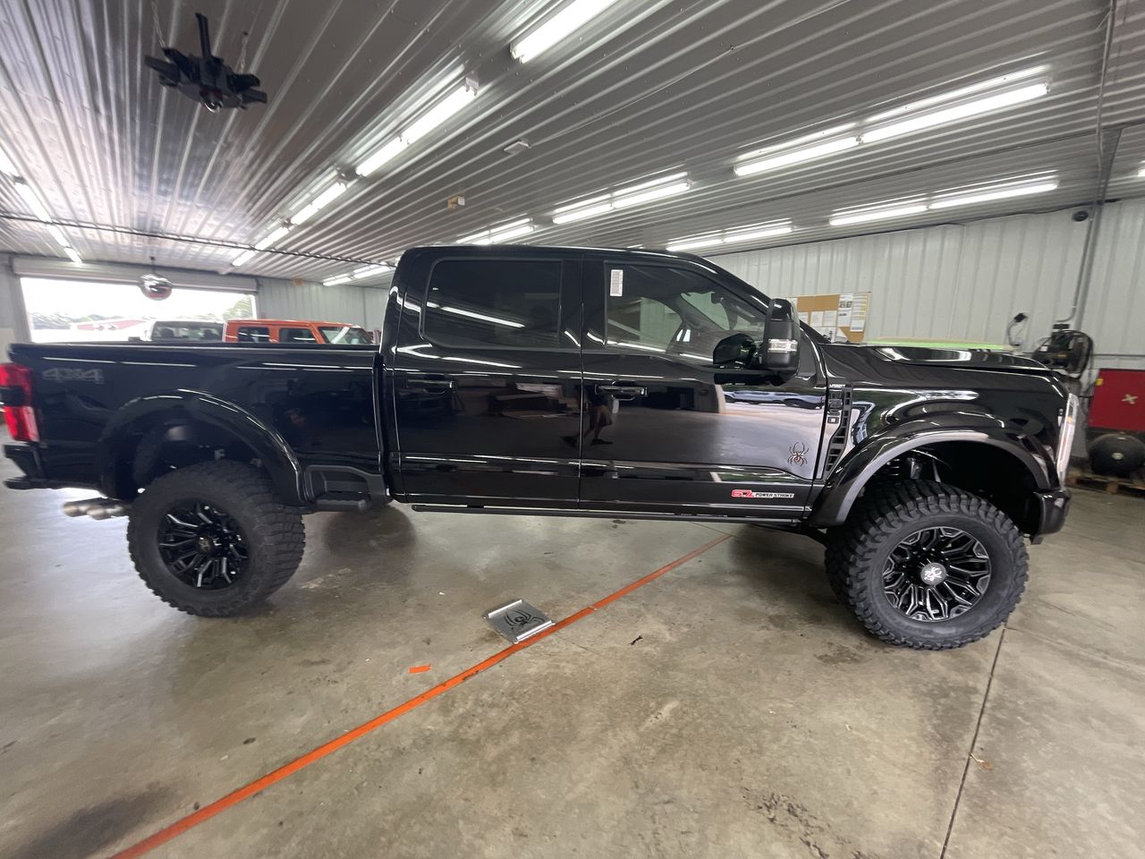 Vehicle Image 9