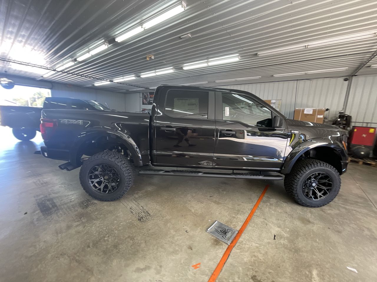Vehicle Image 8