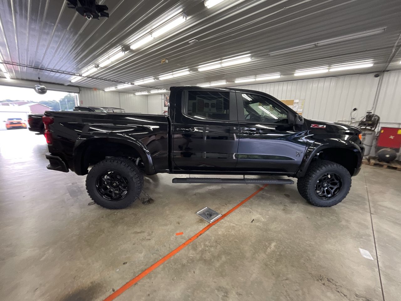 Vehicle Image 8