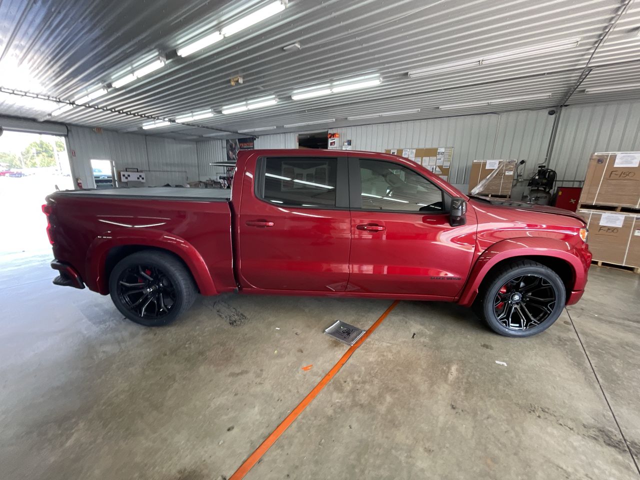 Vehicle Image 8