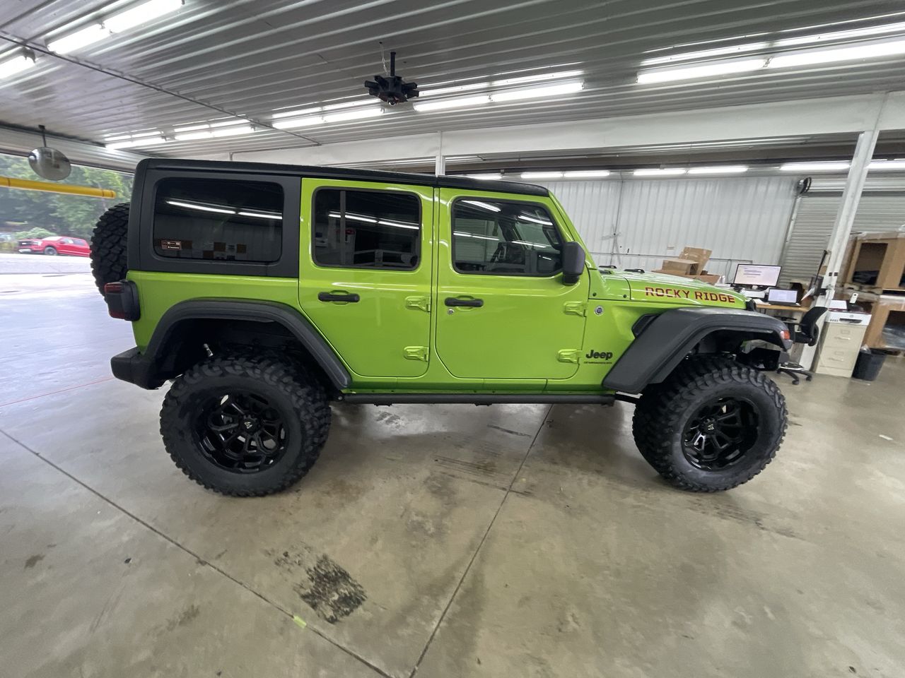 Vehicle Image 8