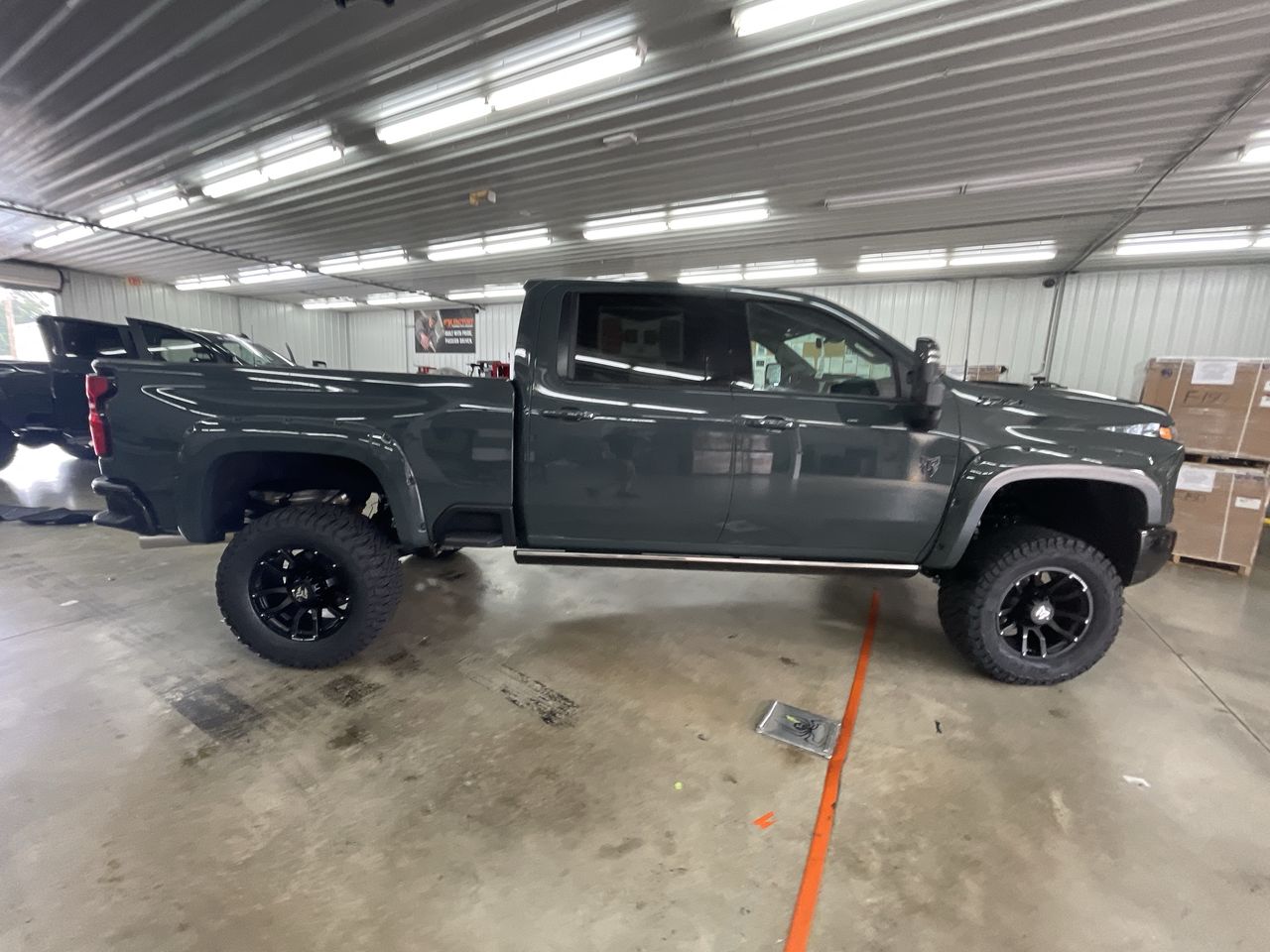 Vehicle Image 8