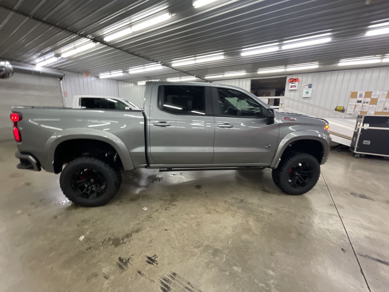 Vehicle Image 9