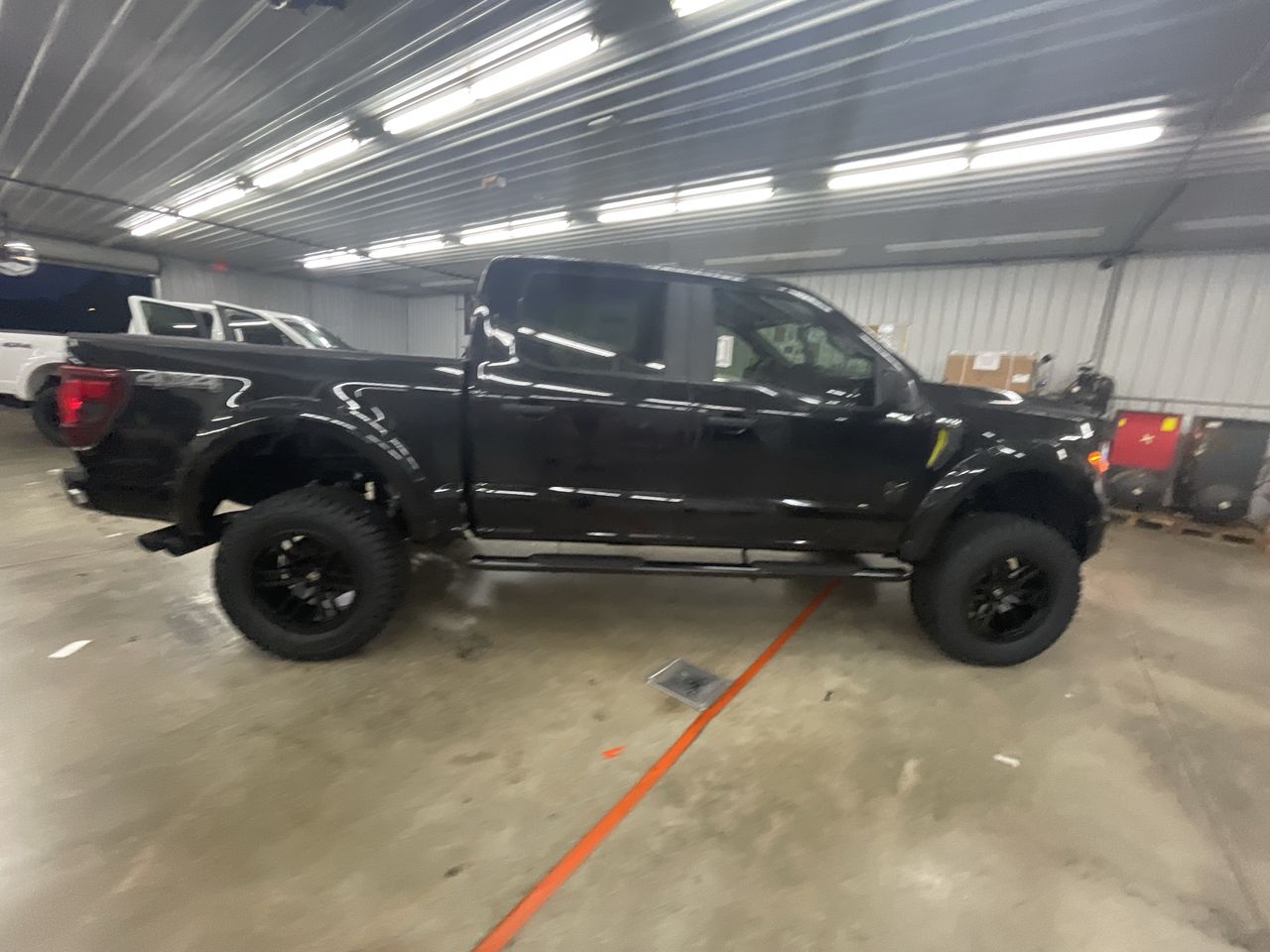 Vehicle Image 8