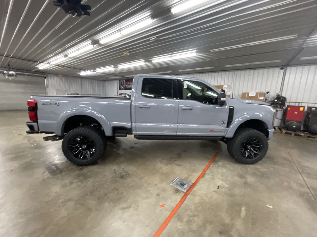 Vehicle Image 9