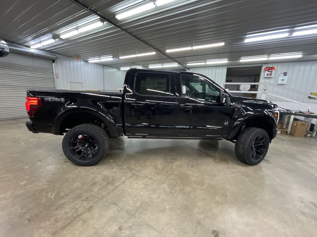 Vehicle Image 9
