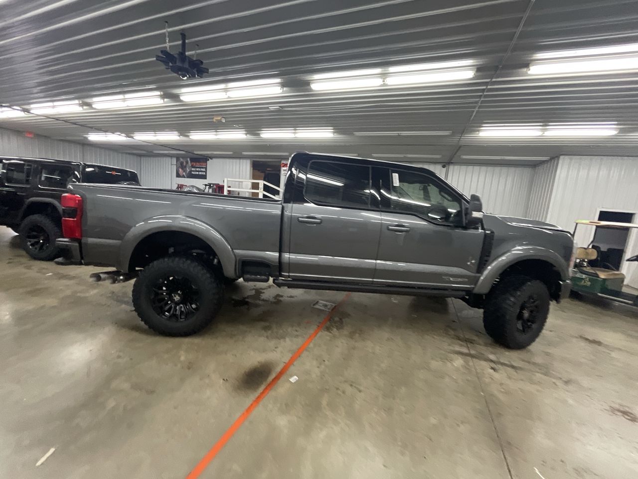 Vehicle Image 9