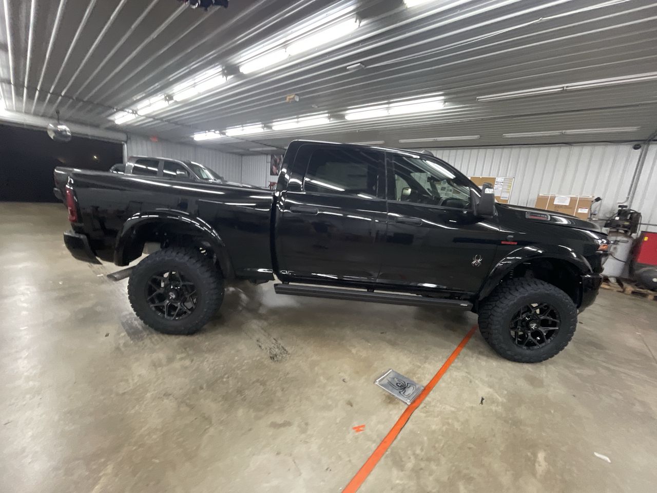 Vehicle Image 9
