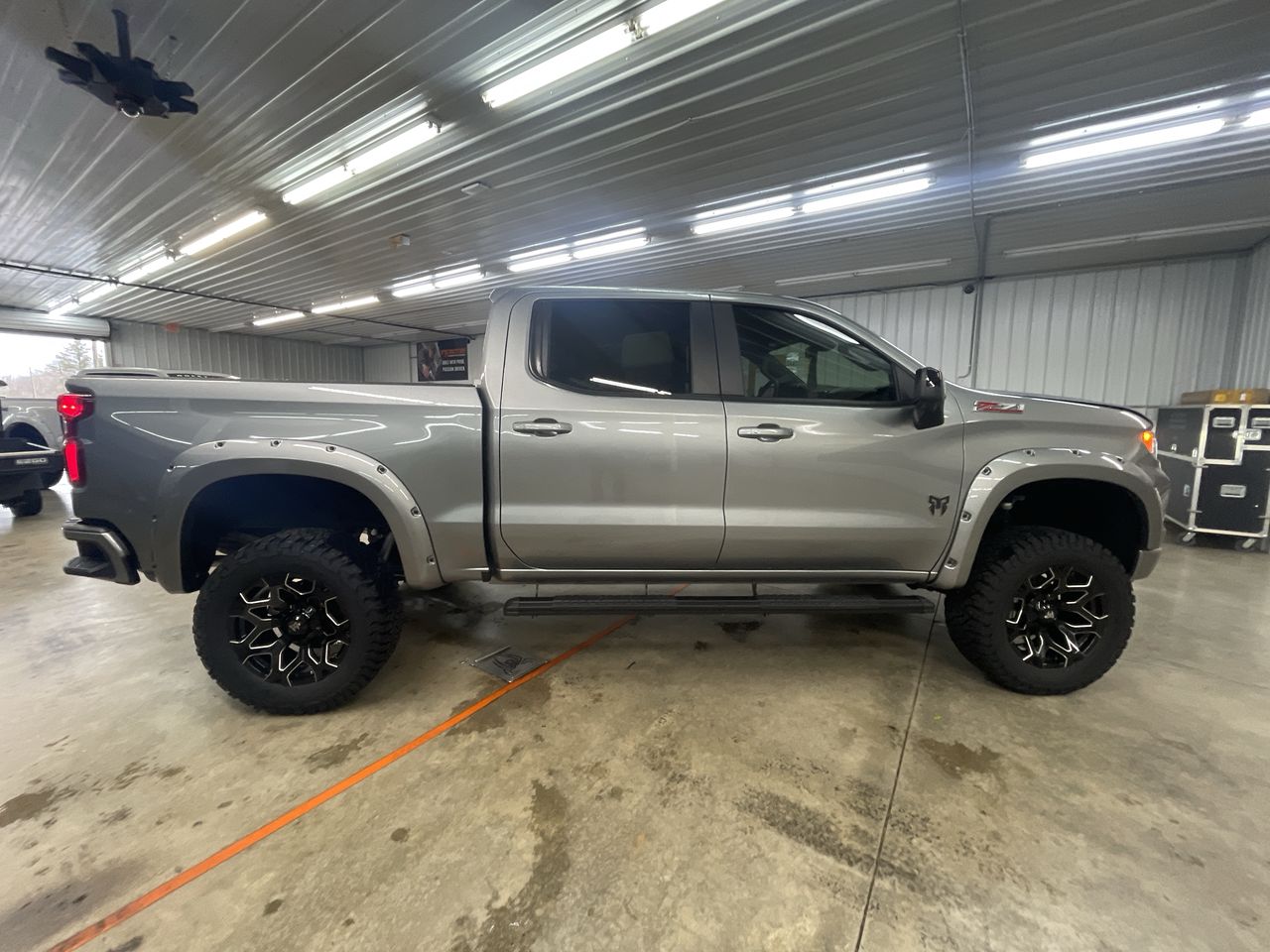 Vehicle Image 9