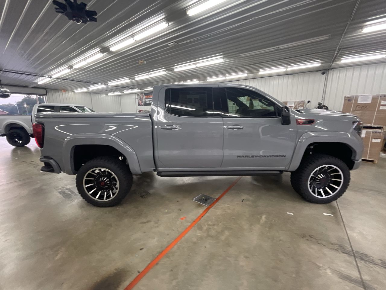 Vehicle Image 8