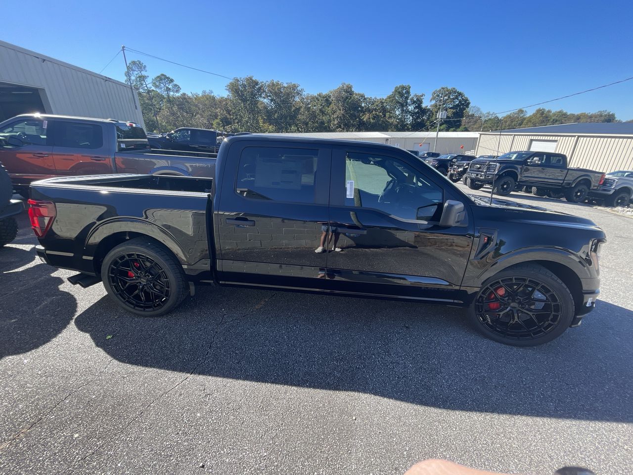 Vehicle Image 9