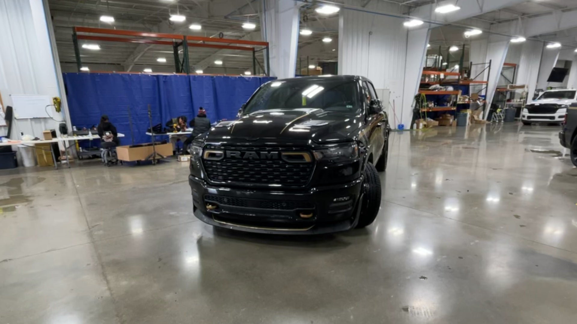 Vehicle Image 5