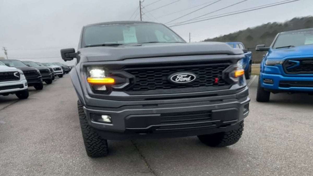 Vehicle Image 5