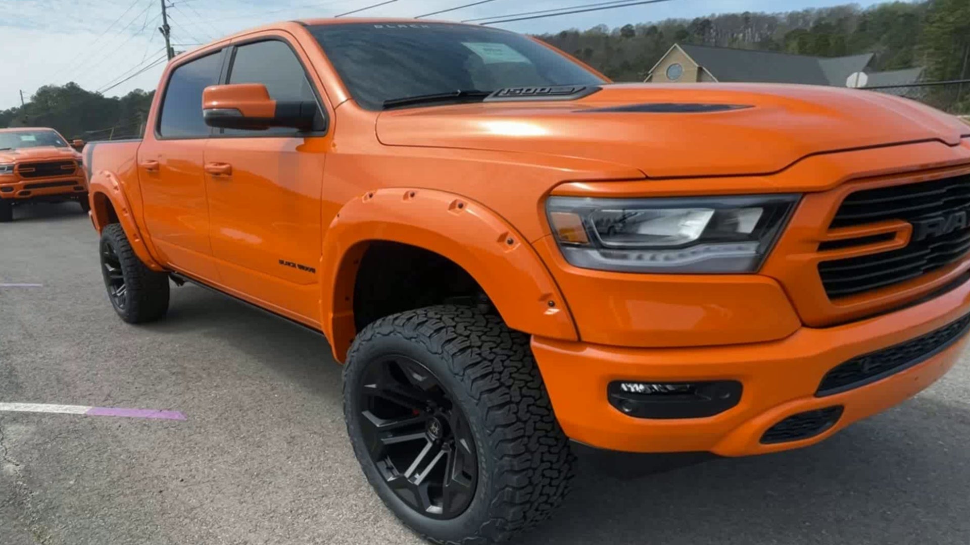 Vehicle Image 5