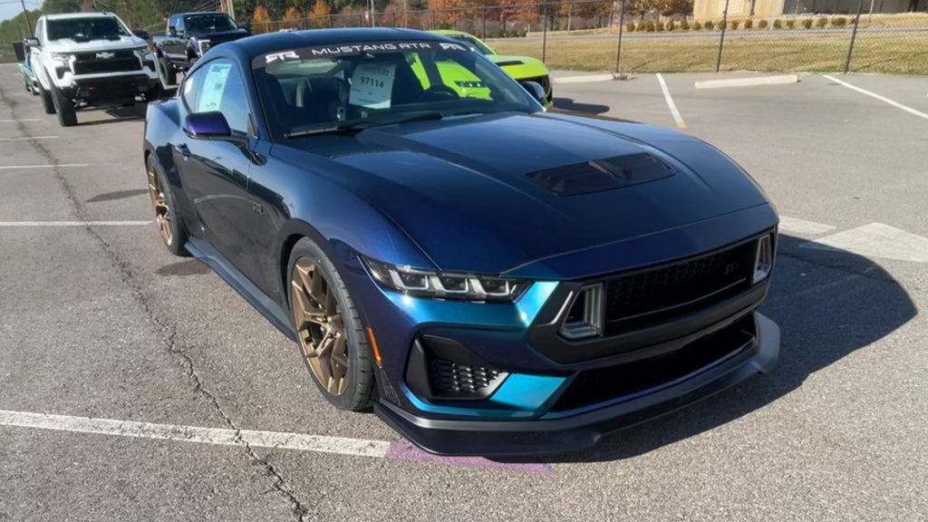 Vehicle Image 5