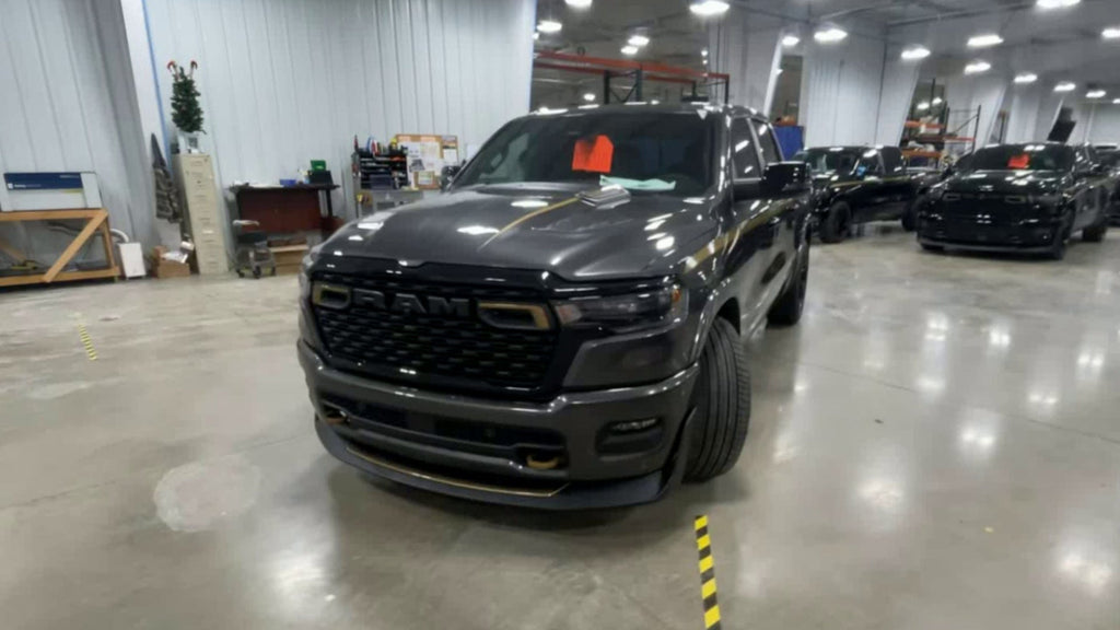 Vehicle Image 5