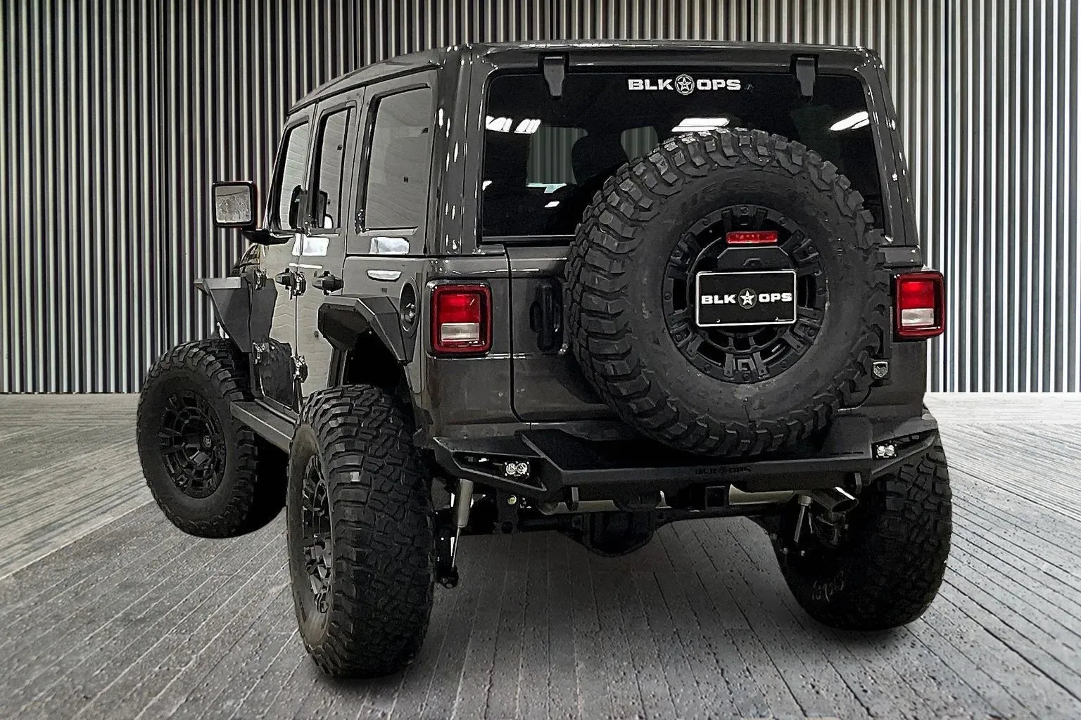 Vehicle Image 8