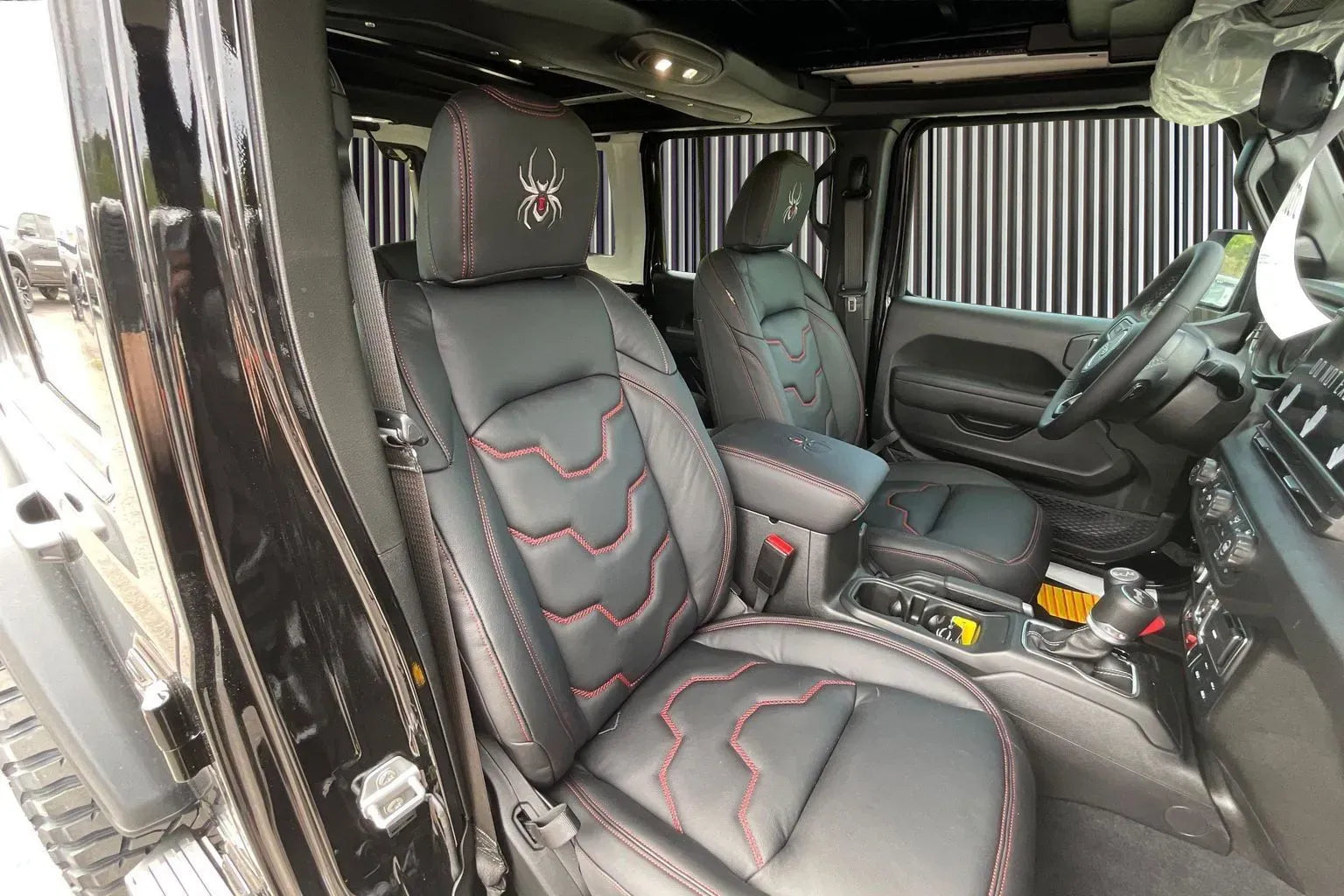 Vehicle Image 8