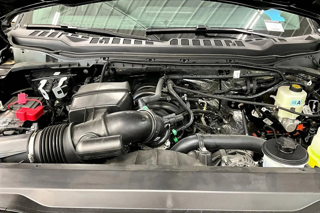 Vehicle Image 10