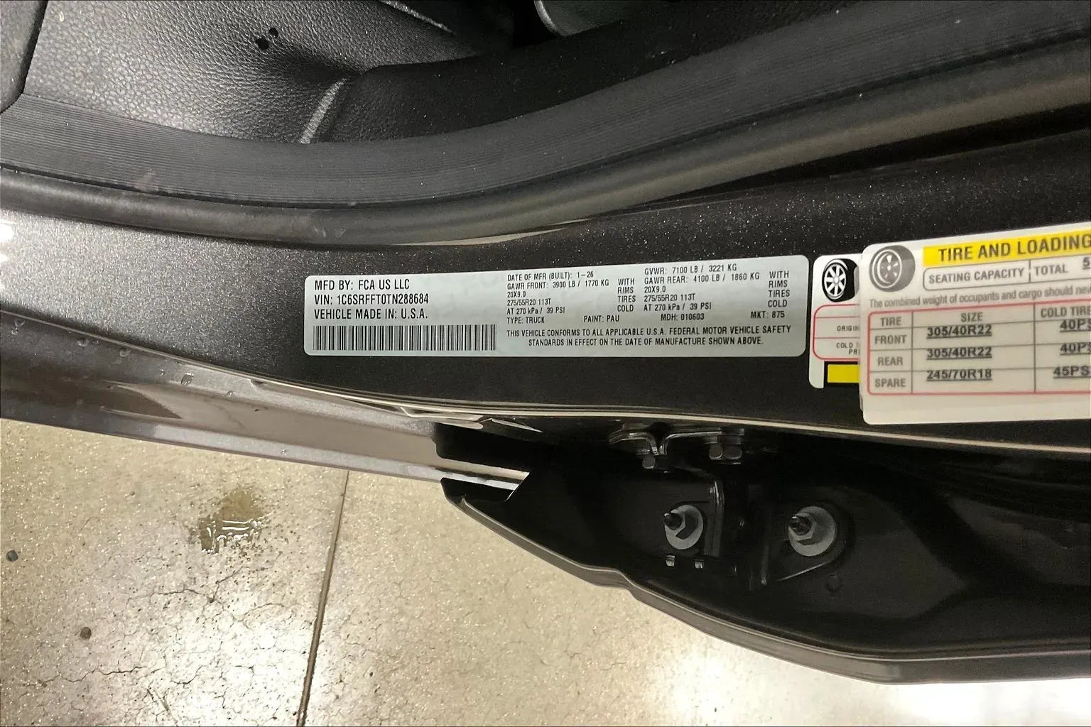 Vehicle Image 8