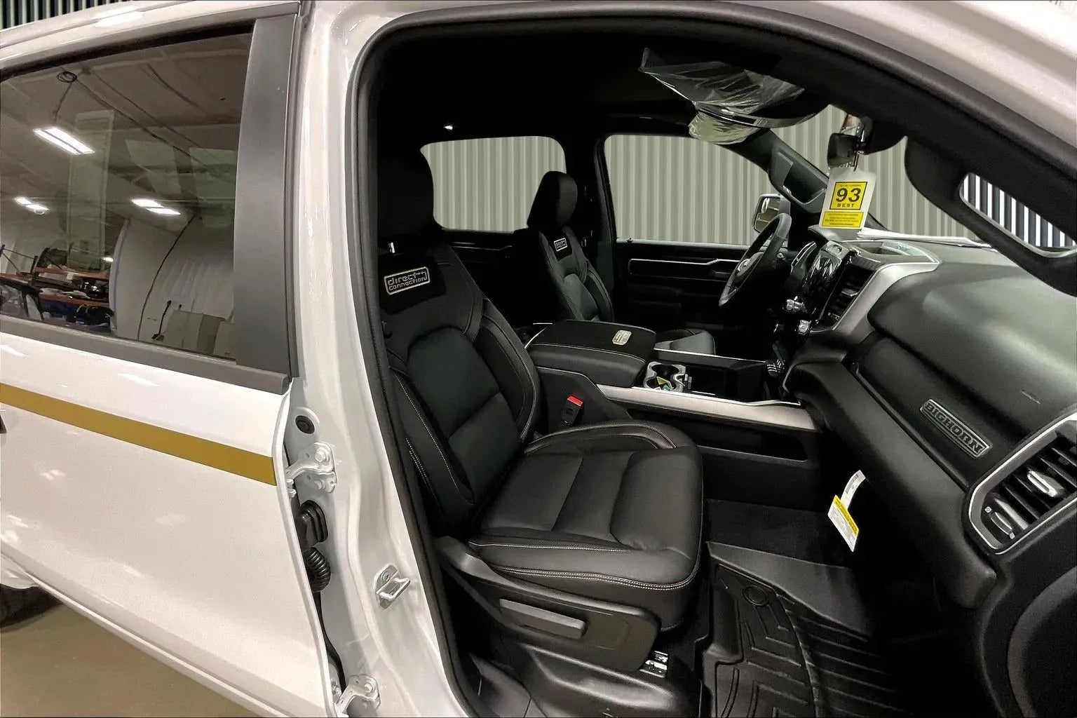 Vehicle Image 8
