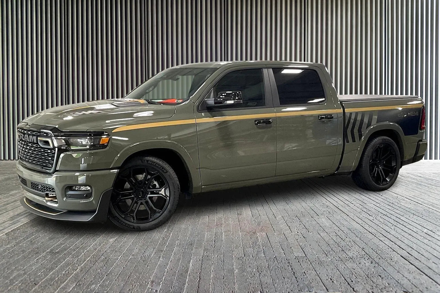Vehicle Image 2