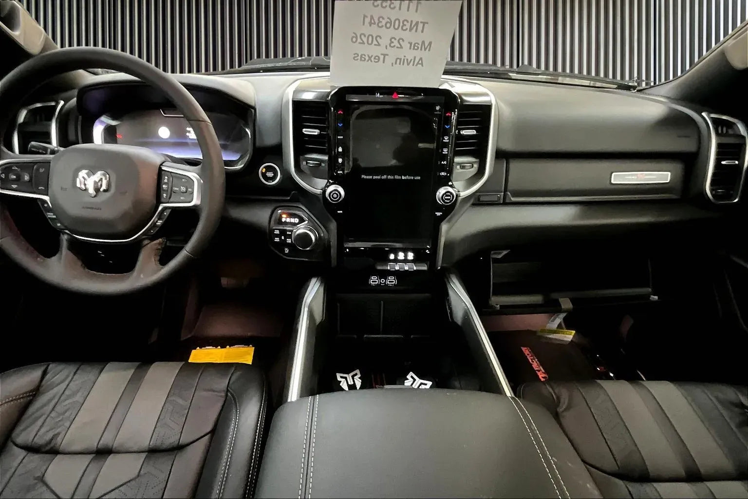 Vehicle Image 9