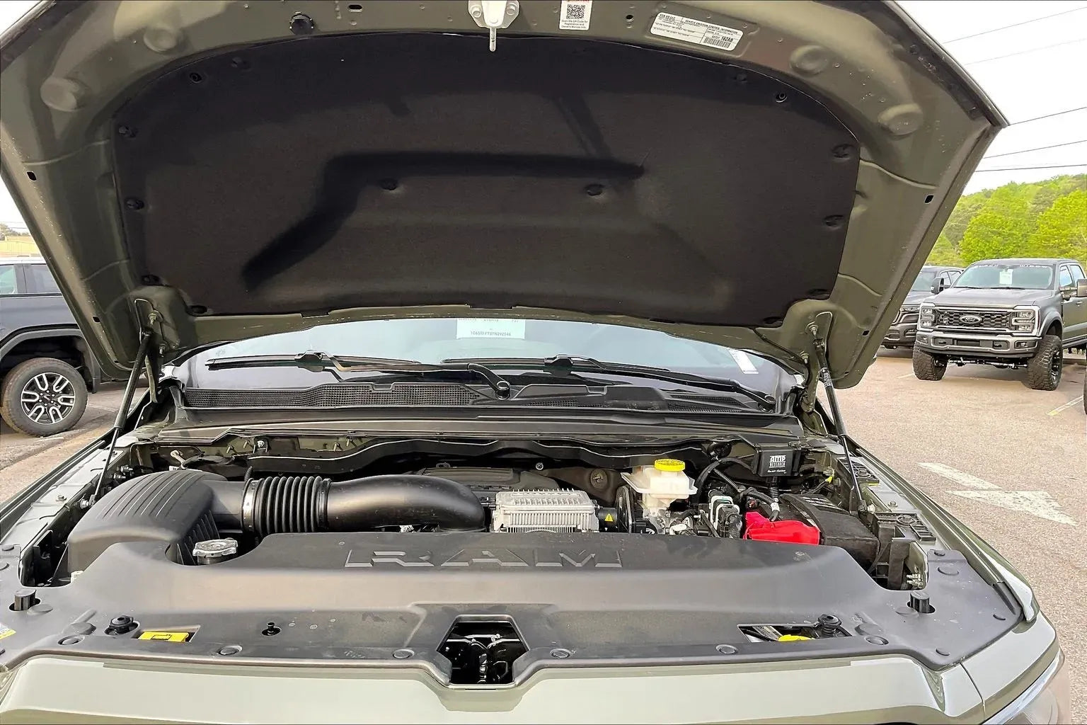 Vehicle Image 10