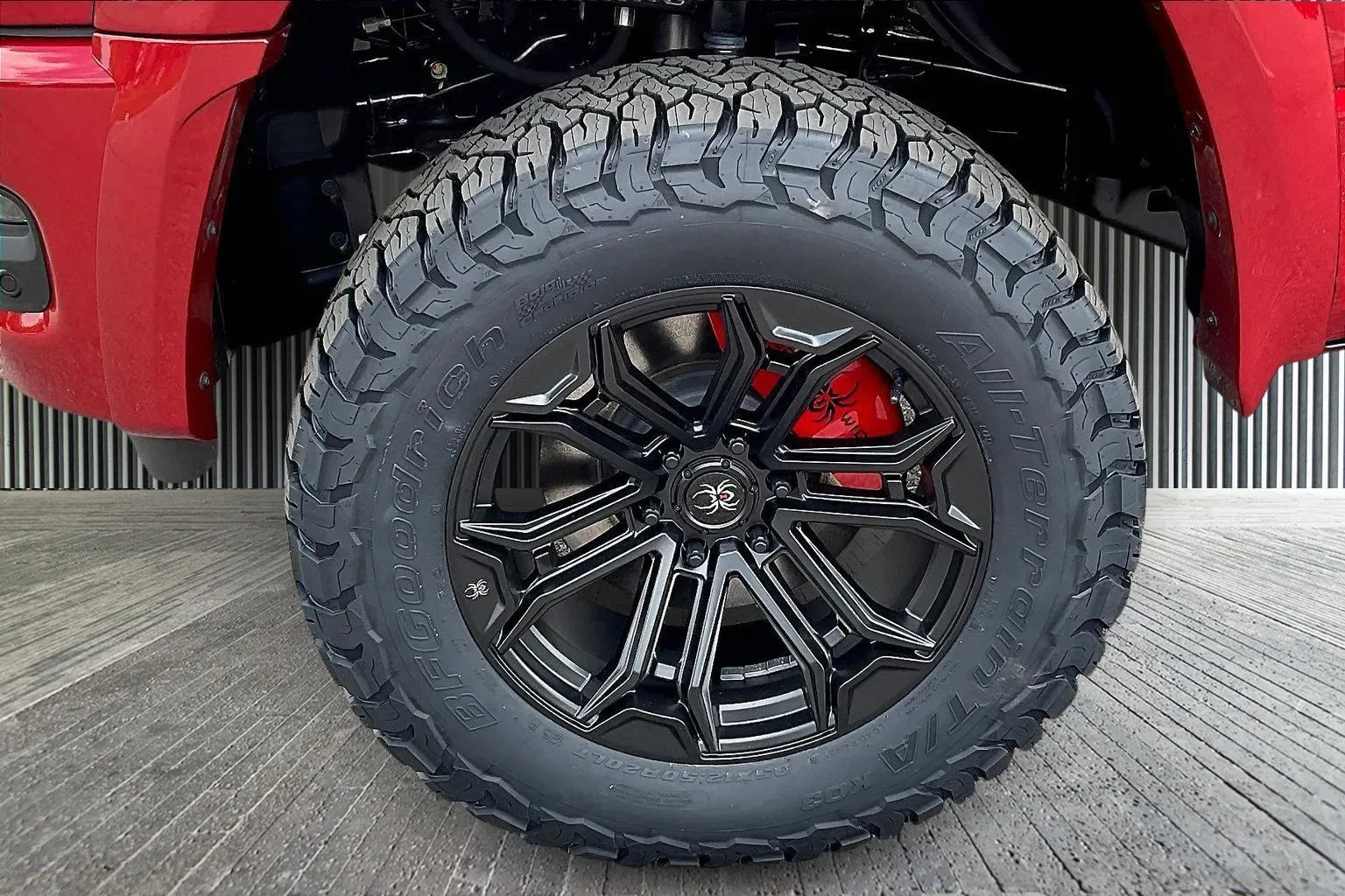 Vehicle Image 6
