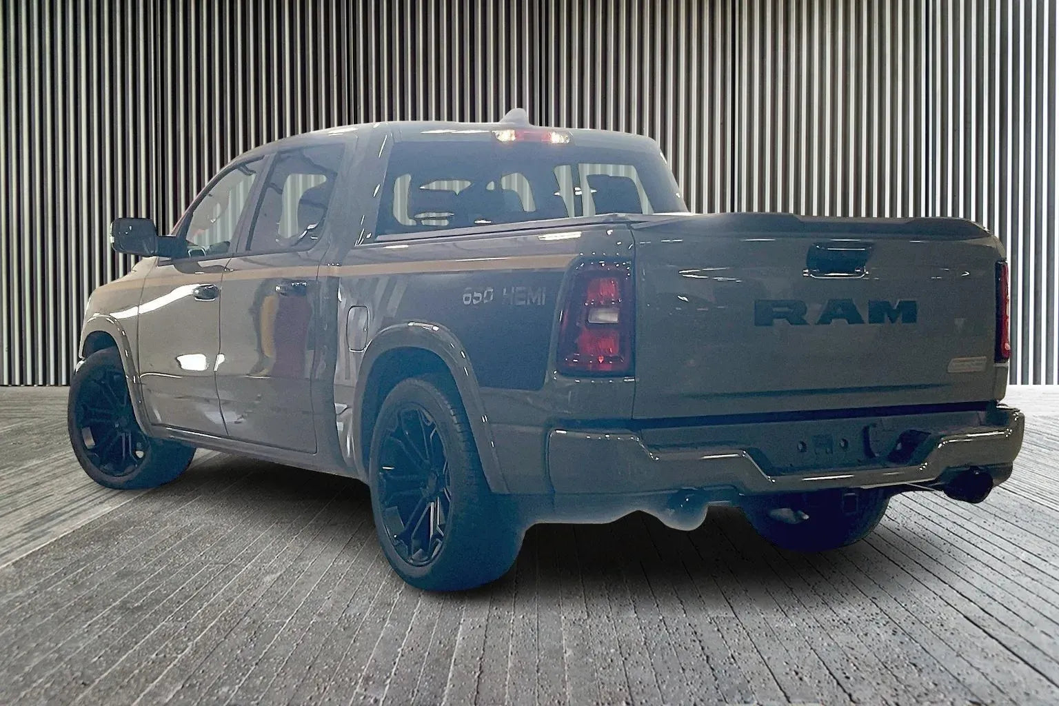 Vehicle Image 4