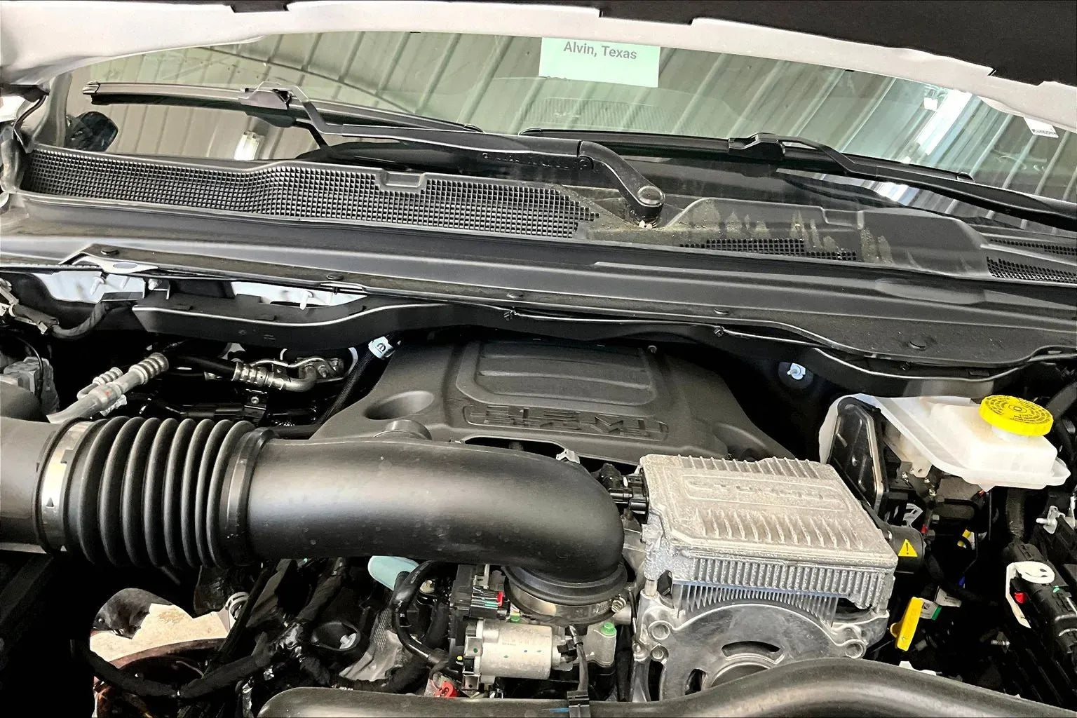 Vehicle Image 10