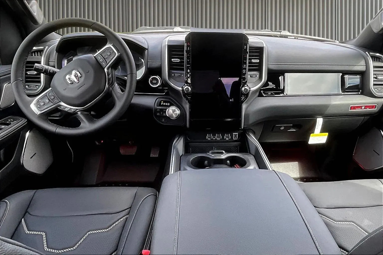 Vehicle Image 9