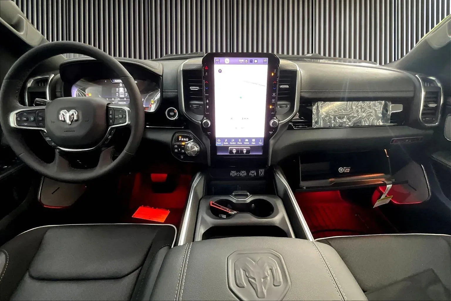 Vehicle Image 9